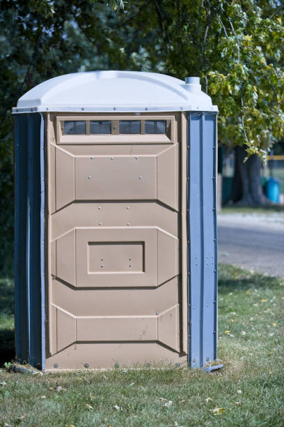 Best Portable restroom trailer rental  in Robbins, IL